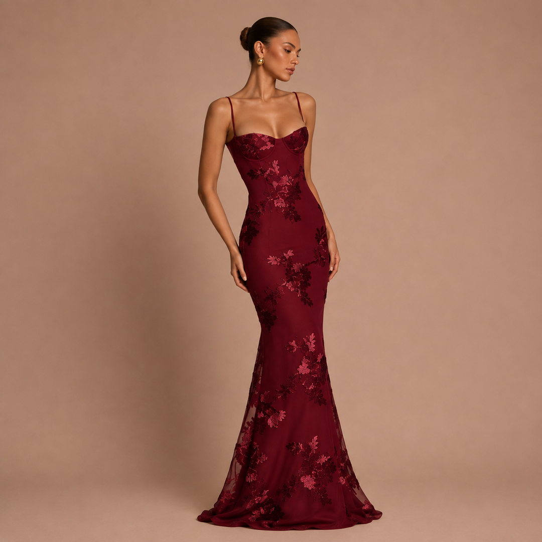 Katerina™-kjole – Elegance med minimalistisk design og unikke detaljer