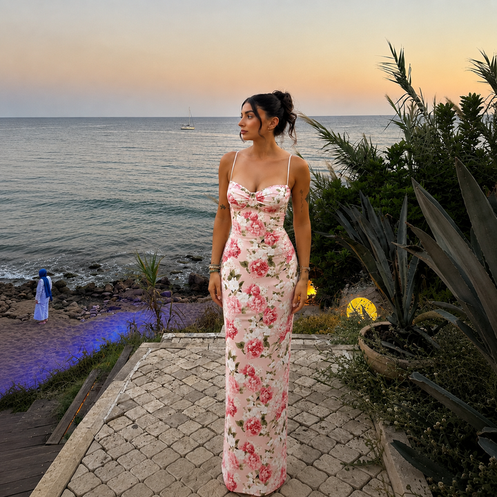 Rosario - Floral maxi dress with thin straps and a fitted silhouette