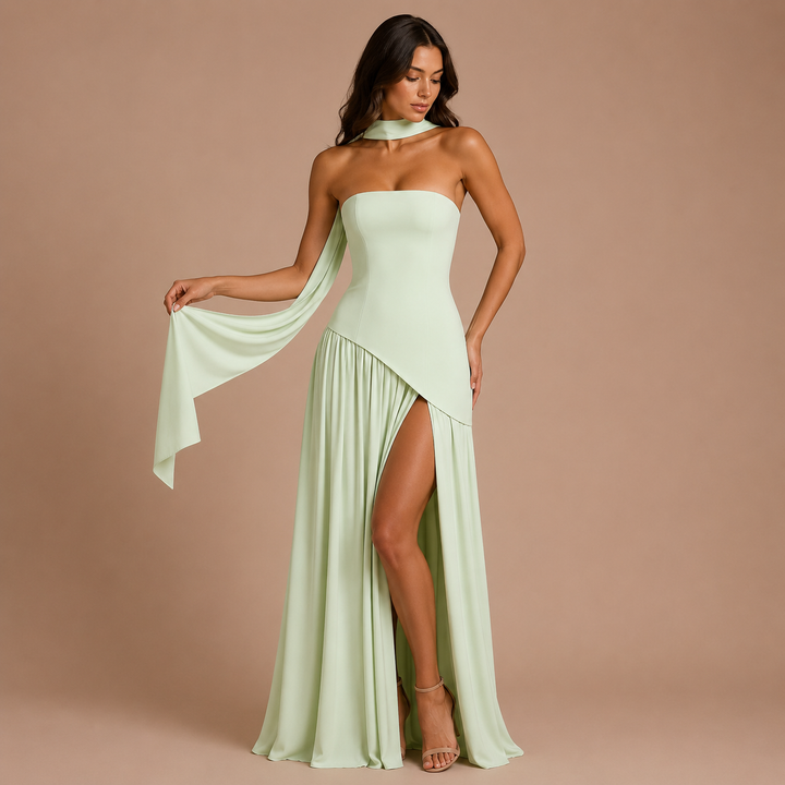 Mía - Vestido largo con abertura alta y detalle fluido al cuello