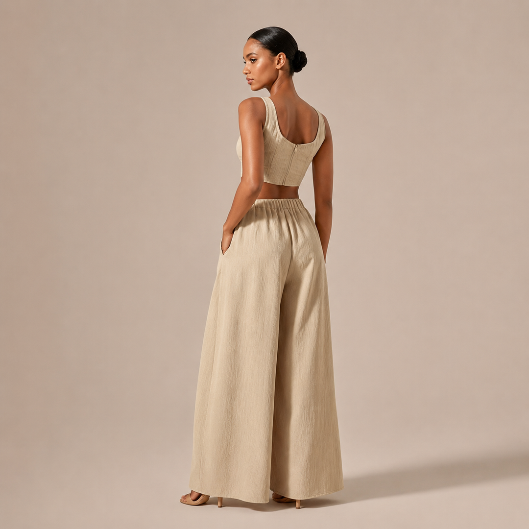Rocía - Conjunto crop top escote recto y pantalón palazzo con cordón.