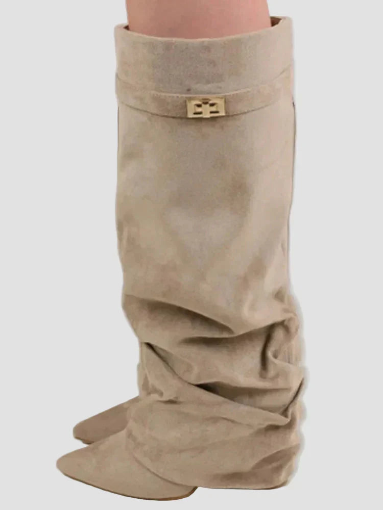Høje støvler med elegant design