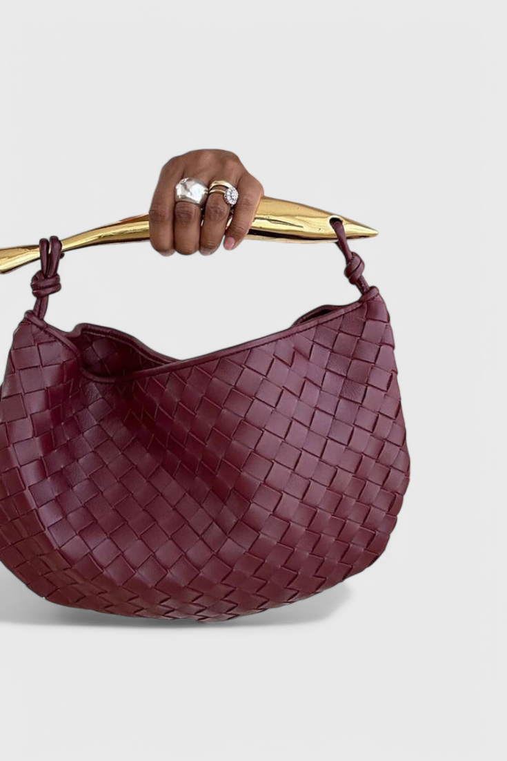Gerda Bolso Woven-taske med gyldent håndtag