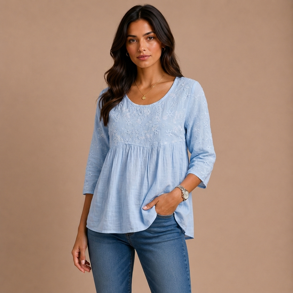Nicole – patchworkbluse med broderede blomster
