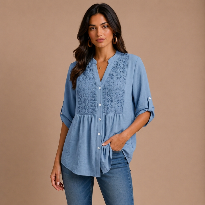 Ariadne – bluse med V-udskæring og knapper